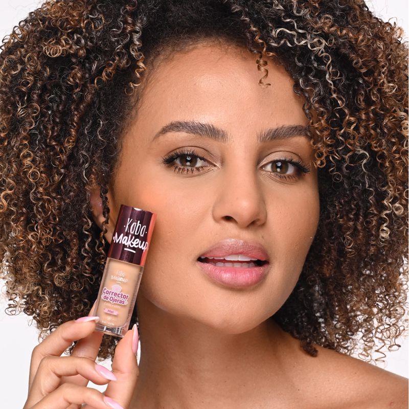 Corrector-de-Ojeras-Miel-02