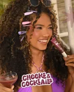 Modelo Campaña Rubor Líquido Kaba Cheeks and Cocktails